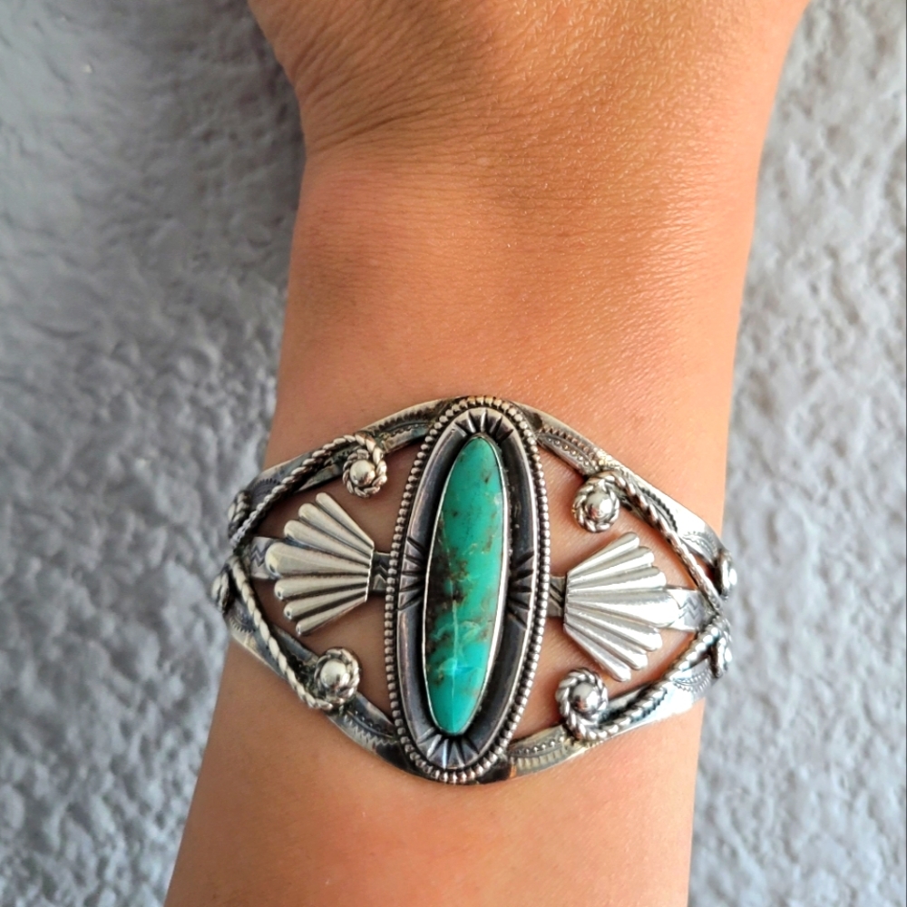Vintage Sterling Silver Turquoise Cuff Bracelet
